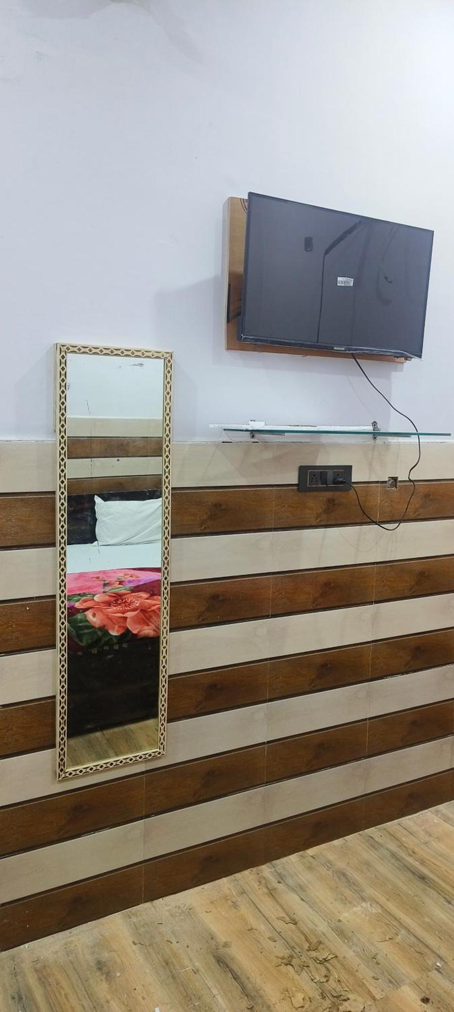 K.D.Dham Near Prem Mandir1 Hotel Vrindávan Kültér fotó