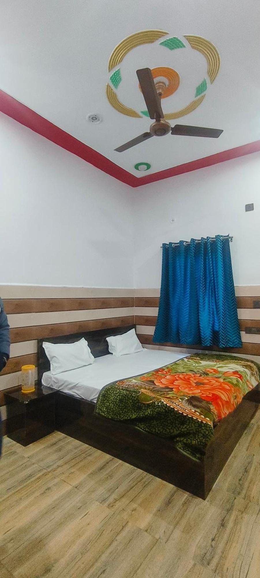K.D.Dham Near Prem Mandir1 Hotel Vrindávan Kültér fotó