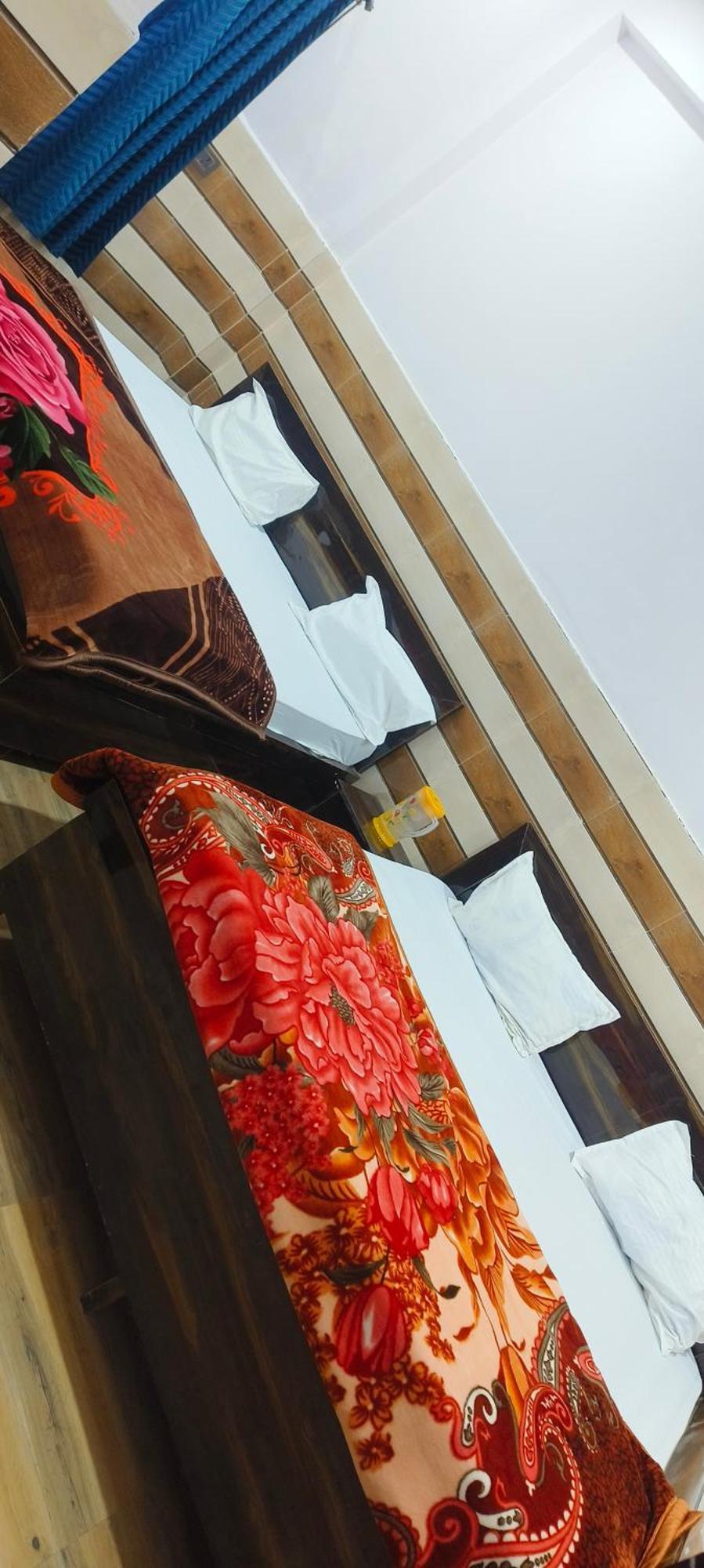 K.D.Dham Near Prem Mandir1 Hotel Vrindávan Kültér fotó
