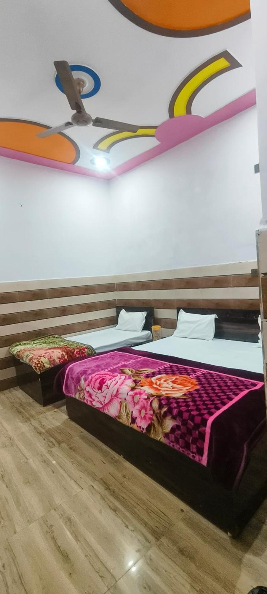 K.D.Dham Near Prem Mandir1 Hotel Vrindávan Kültér fotó