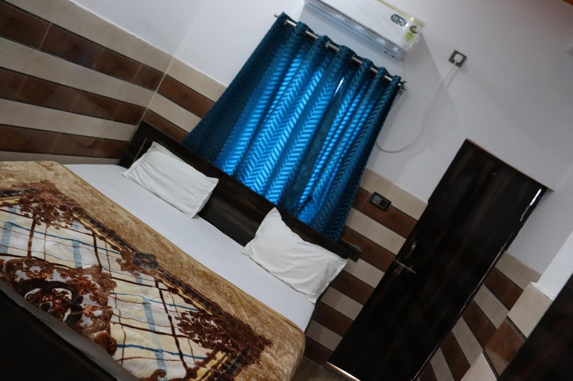 K.D.Dham Near Prem Mandir1 Hotel Vrindávan Kültér fotó